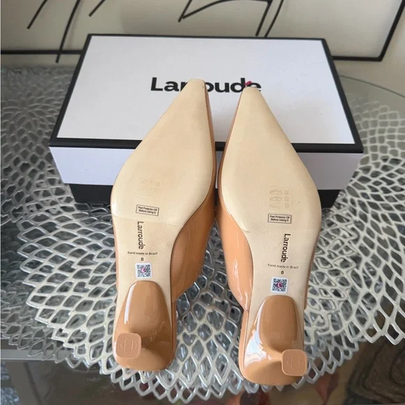 Larroude Ines Pointed Toe High Heel Patent Leather Mules in Tan Size 8 NIB - Picture 11 of 11